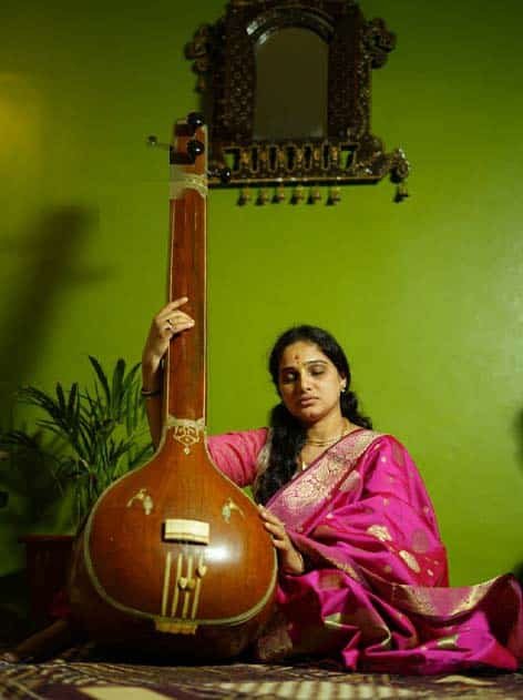 Galery images_472x631_0013_Sankeertan (3)